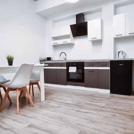 Sunny Apartment 8 Cracovie Extérieur photo