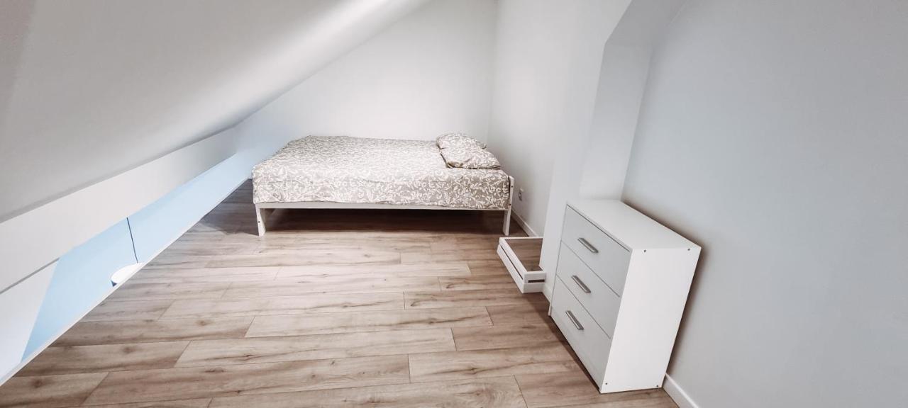 Sunny Apartment 8 Cracovie Extérieur photo